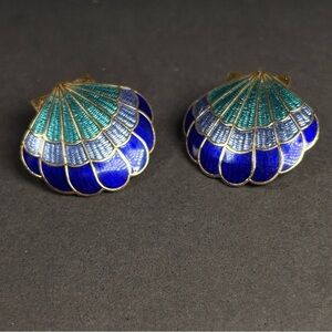 Vintage 1988 AVON Cloisonne Clam Shell Stud Earrings Blue Green